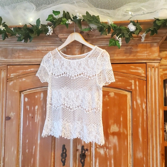 Tops - White Lace Blouse Size Small